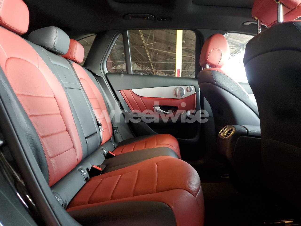 Photo 10 of 2020 MERCEDES-BENZ GLC 300 4MATIC (VIN W1N0G8EB9LF862793)