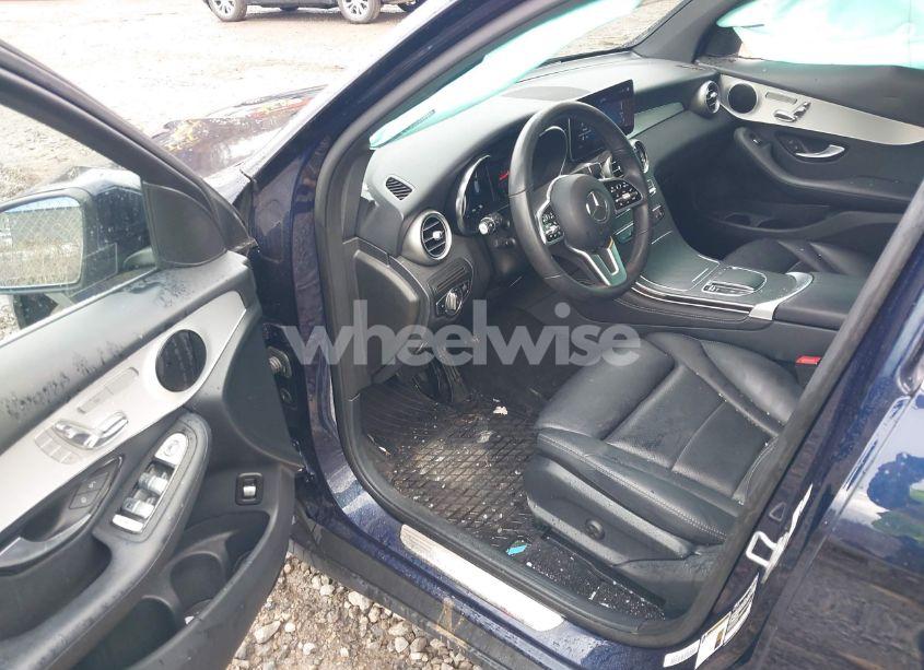 Photo 5 of 2020 Mercedes-benz Glc 300 4MATIC (VIN W1N0G8EBXLF774643)