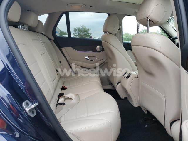 Photo 4 of 2022 MERCEDES-BENZ GLC 300 4MATIC (VIN W1N0G8EBXNG086753)
