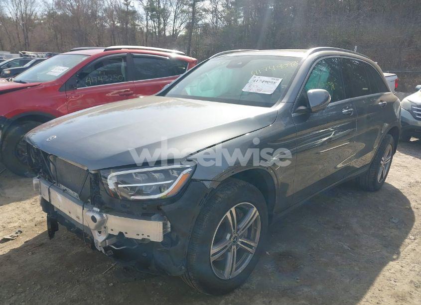 Photo 2 of 2022 Mercedes-benz Glc 300 4MATIC SUV (VIN W1N0G8EBXNV333958)