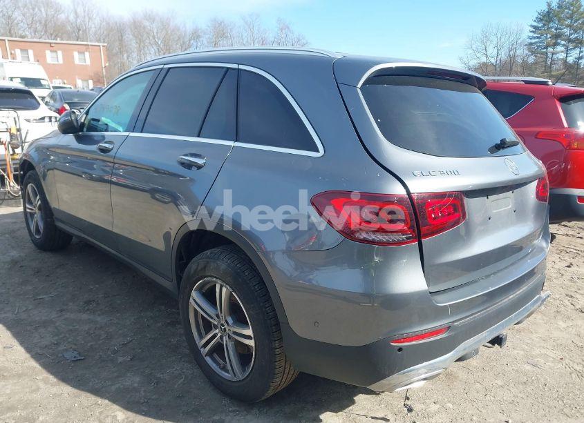 Photo 3 of 2022 Mercedes-benz Glc 300 4MATIC SUV (VIN W1N0G8EBXNV333958)