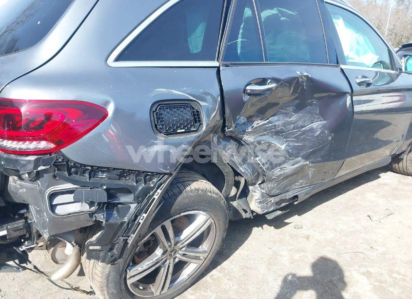 Photo 6 of 2022 Mercedes-benz Glc 300 4MATIC SUV (VIN W1N0G8EBXNV333958)