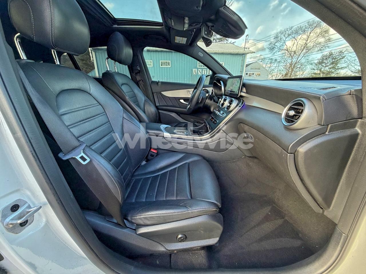 Photo 5 of 2022 MERCEDES-BENZ GLC COUPE 300 4MATIC (VIN W1N0J8EB0NG025056)