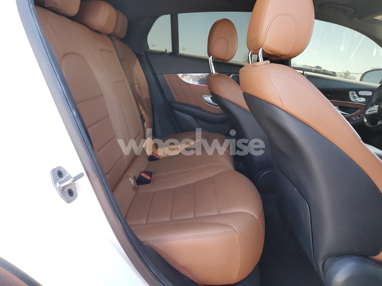 Photo 11 of 2021 MERCEDES-BENZ GLC COUPE 300 4MATIC (VIN W1N0J8EB1MG009107)