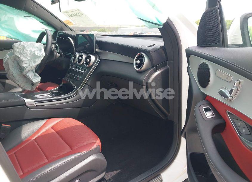 Photo 5 of 2023 Mercedes-benz Glc 300 4MATIC COUPE (VIN W1N0J8EB3PG125932)