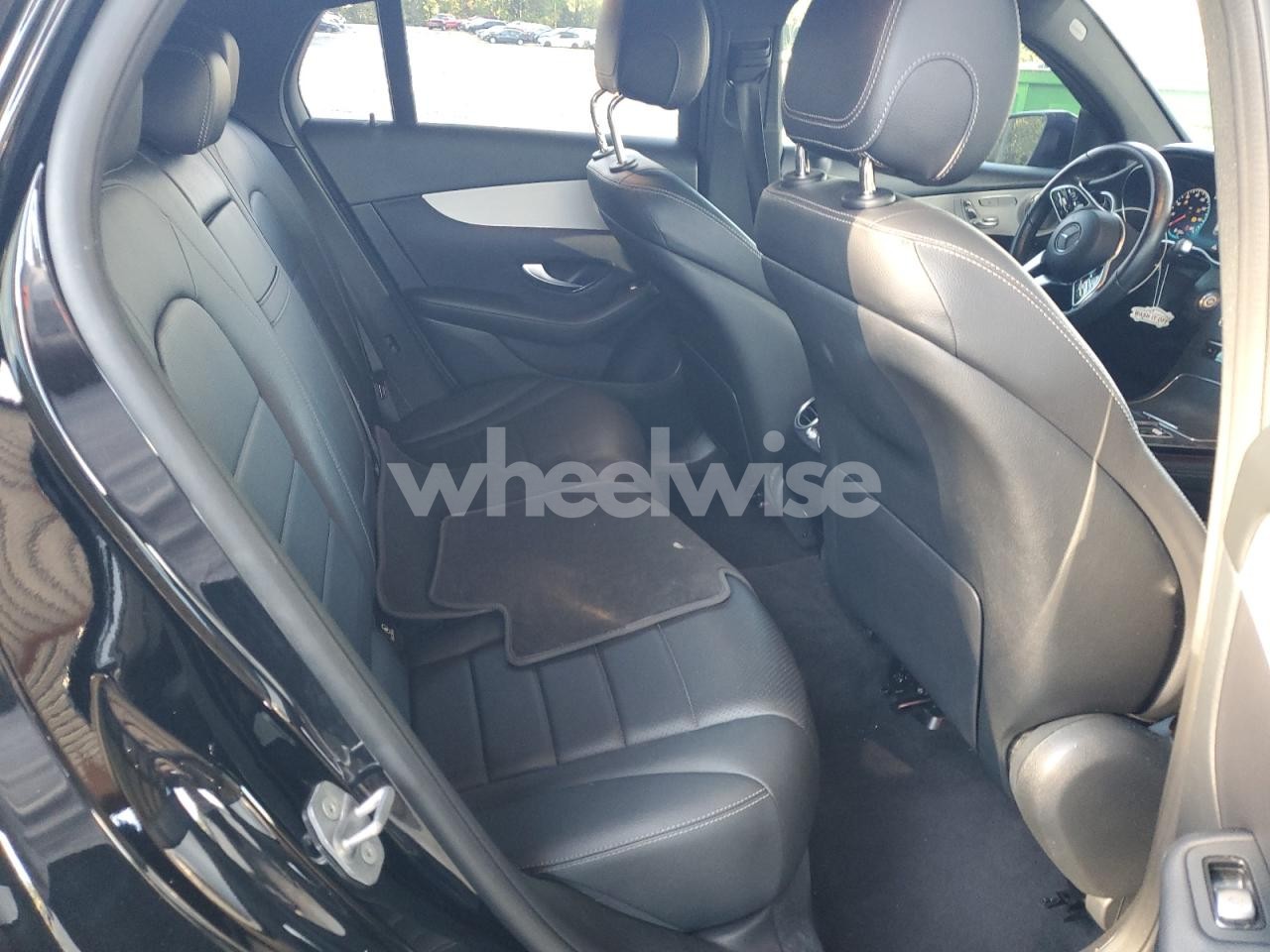 Photo 10 of 2021 MERCEDES-BENZ GLC COUPE 300 4MATIC (VIN W1N0J8EB8MF910576)