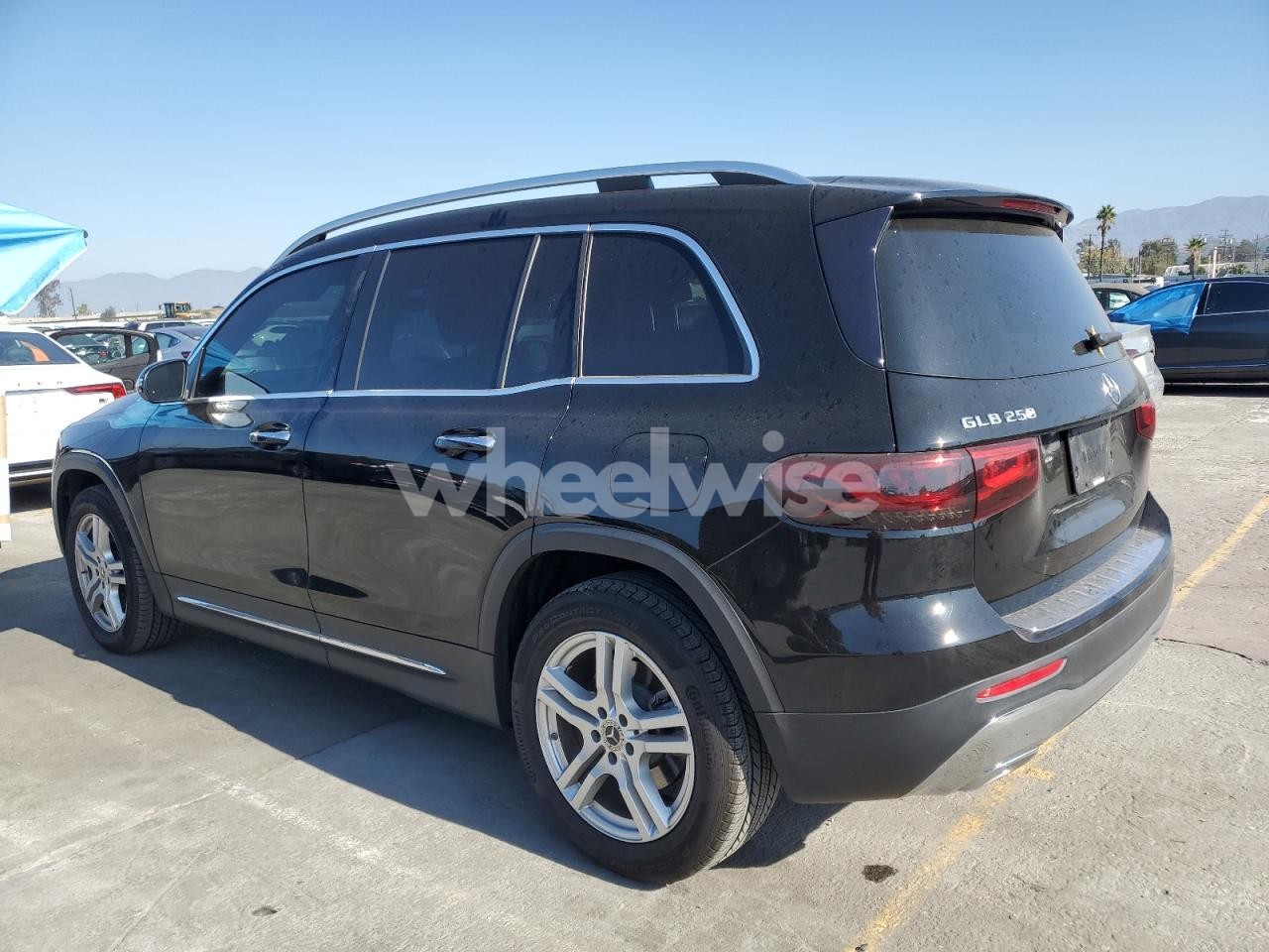 Photo 2 of 2020 MERCEDES-BENZ GLB 250 (VIN W1N4M4GB1LW059802)