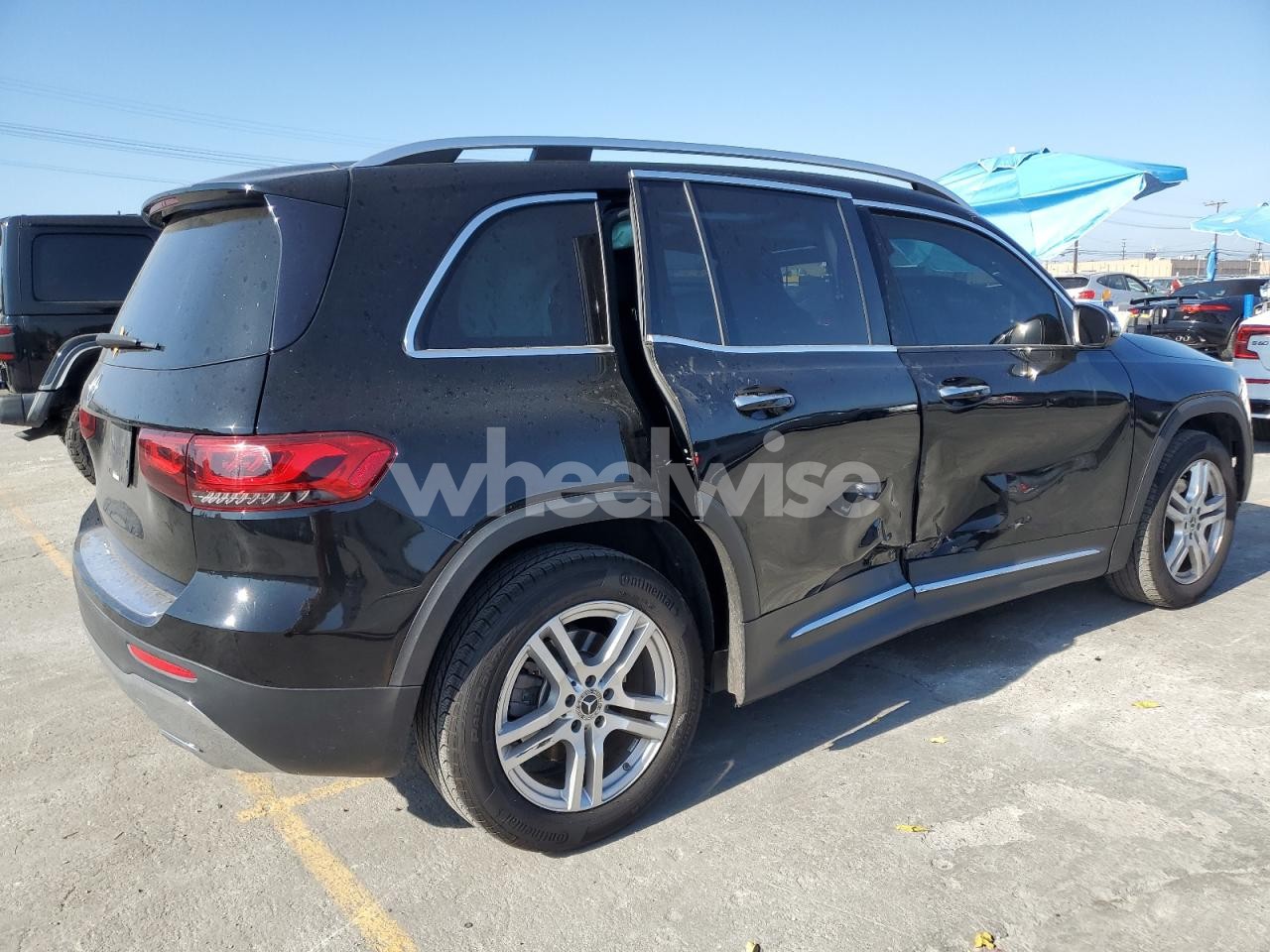 Photo 3 of 2020 MERCEDES-BENZ GLB 250 (VIN W1N4M4GB1LW059802)