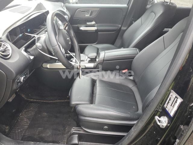 Photo 6 of 2020 MERCEDES-BENZ GLB 250 (VIN W1N4M4GB2LW030549)