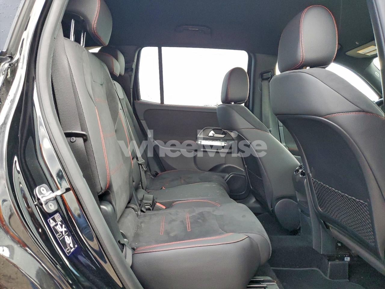 Photo 11 of 2024 MERCEDES-BENZ GLB 250 (VIN W1N4M4GB4RW349685)