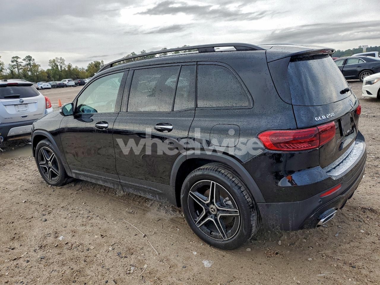 Photo 2 of 2024 MERCEDES-BENZ GLB 250 (VIN W1N4M4GB4RW349685)