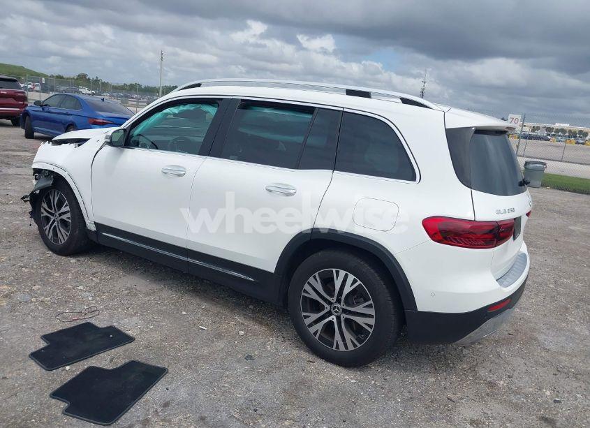 Photo 3 of 2024 Mercedes-benz Glb 250 (VIN W1N4M4GBXRW347049)