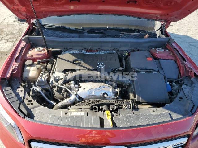 Photo 2 of 2021 MERCEDES-BENZ GLB 250 4MATIC (VIN W1N4M4HB1MW131341)
