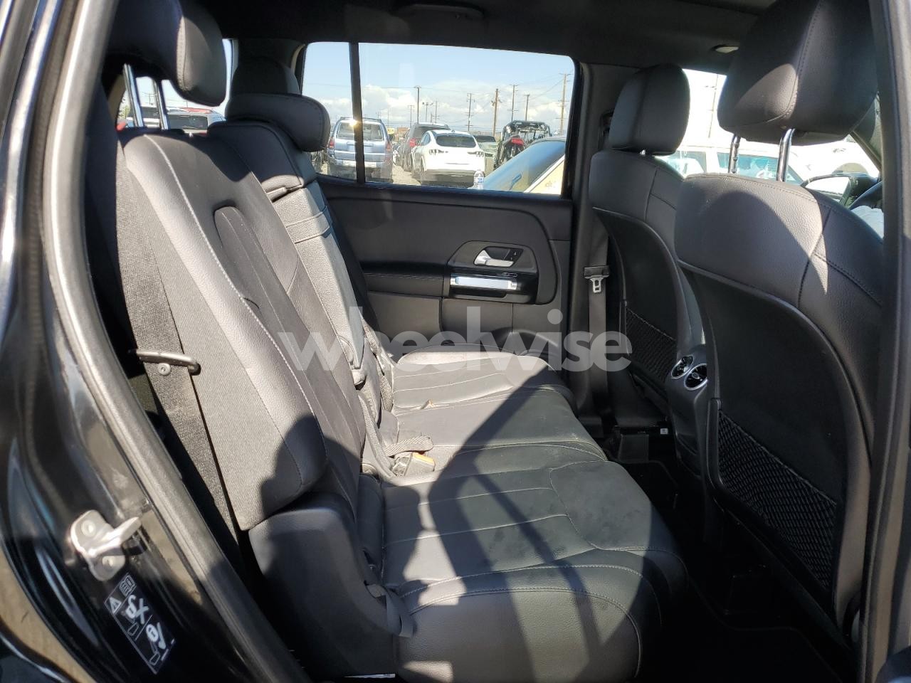 Photo 11 of 2025 MERCEDES-BENZ GLB 250 4MATIC (VIN W1N4M4HB1SW389128)