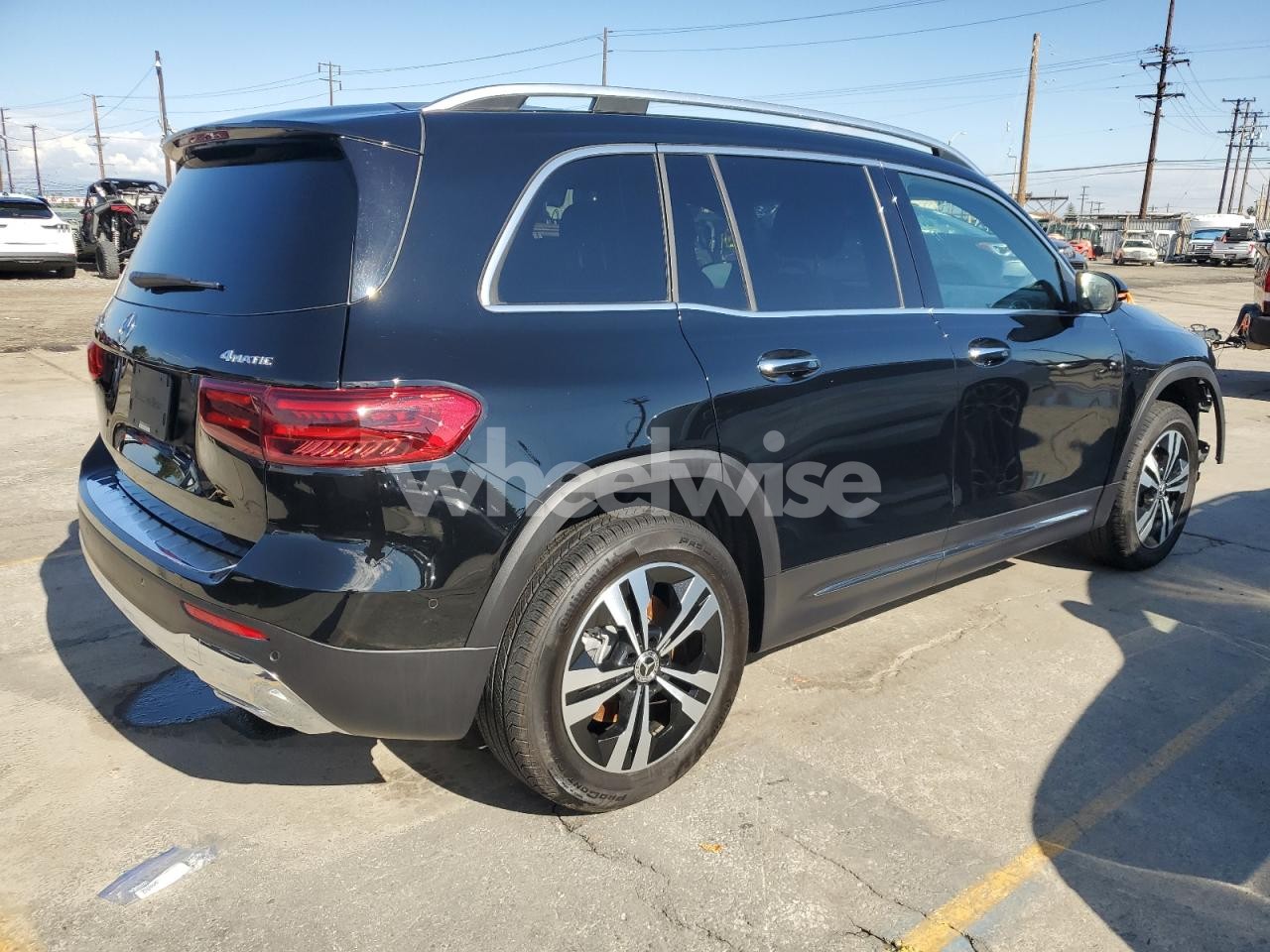 Photo 3 of 2025 MERCEDES-BENZ GLB 250 4MATIC (VIN W1N4M4HB1SW389128)