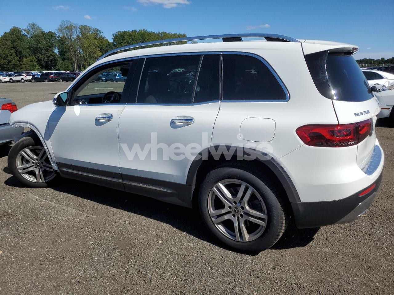 Photo 2 of 2023 MERCEDES-BENZ GLB 250 4MATIC (VIN W1N4M4HB2PW308855)