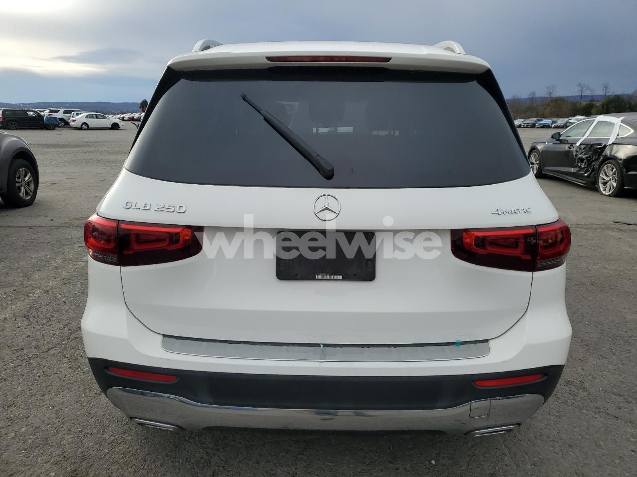 Photo 6 of 2020 MERCEDES-BENZ GLB 250 4MATIC (VIN W1N4M4HB6LW035137)