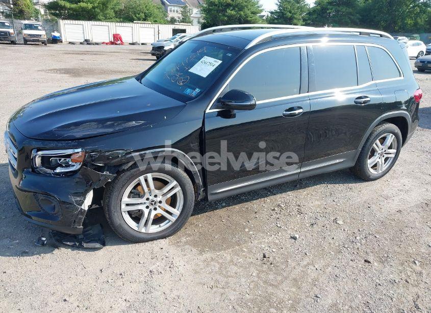 Photo 2 of 2020 Mercedes-benz Glb 250 4MATIC (VIN W1N4M4HB7LW031498)