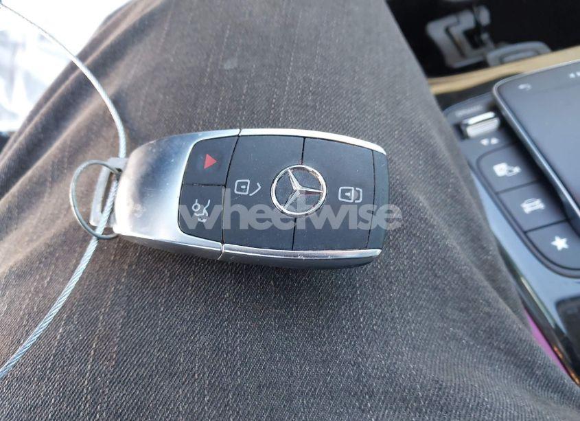 Photo 11 of 2022 Mercedes-benz Glb 250 4MATIC (VIN W1N4M4HB7NW231512)