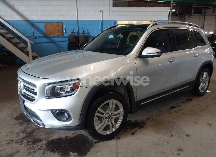 Photo 2 of 2020 Mercedes-benz Glb 250 4MATIC (VIN W1N4M4HB8LW049749)