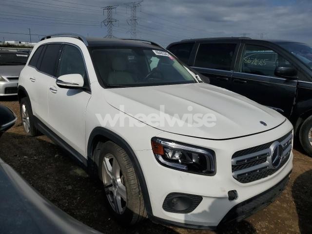 Photo 3 of 2021 MERCEDES-BENZ GLB 250 4MATIC (VIN W1N4M4HB8MW105951)