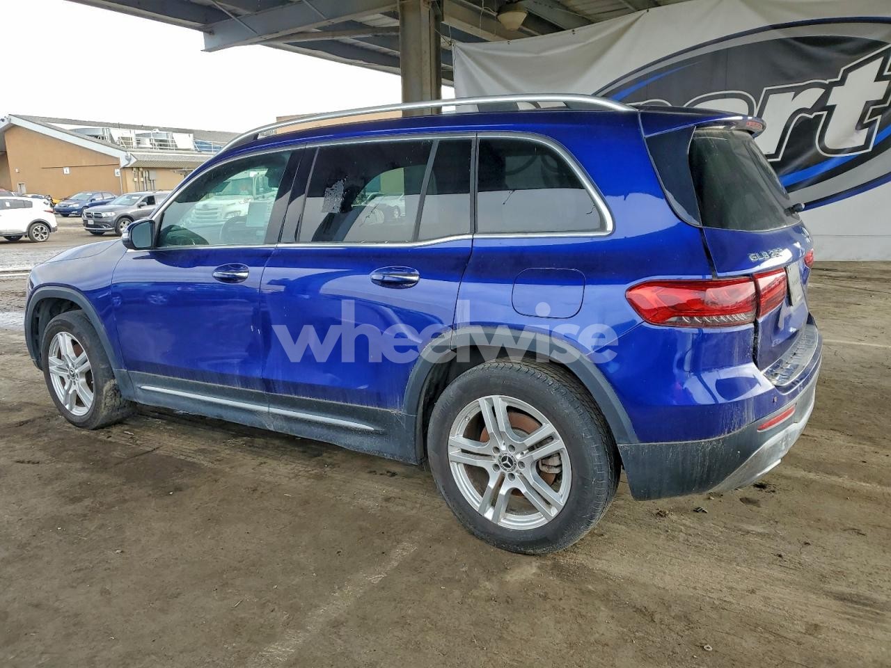 Photo 2 of 2021 MERCEDES-BENZ GLB 250 4MATIC (VIN W1N4M4HB8MW122247)