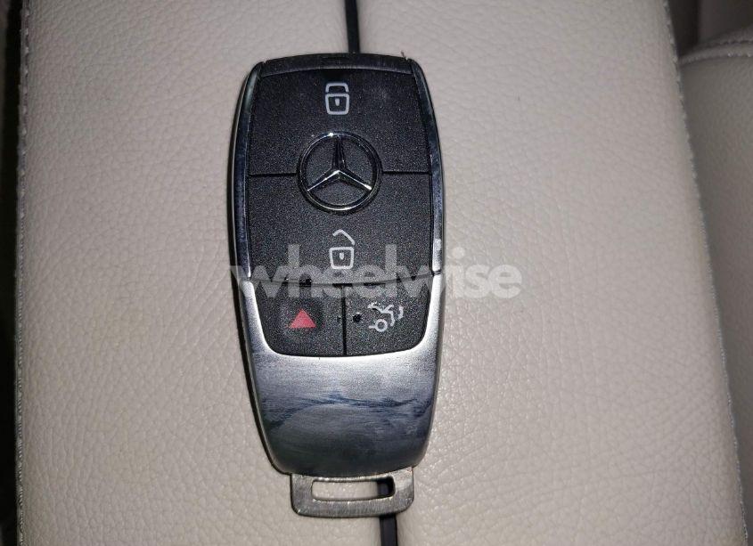 2022 Mercedes-benz Glb 250 4MATIC (VIN W1N4M4HBXNW242813) main photo