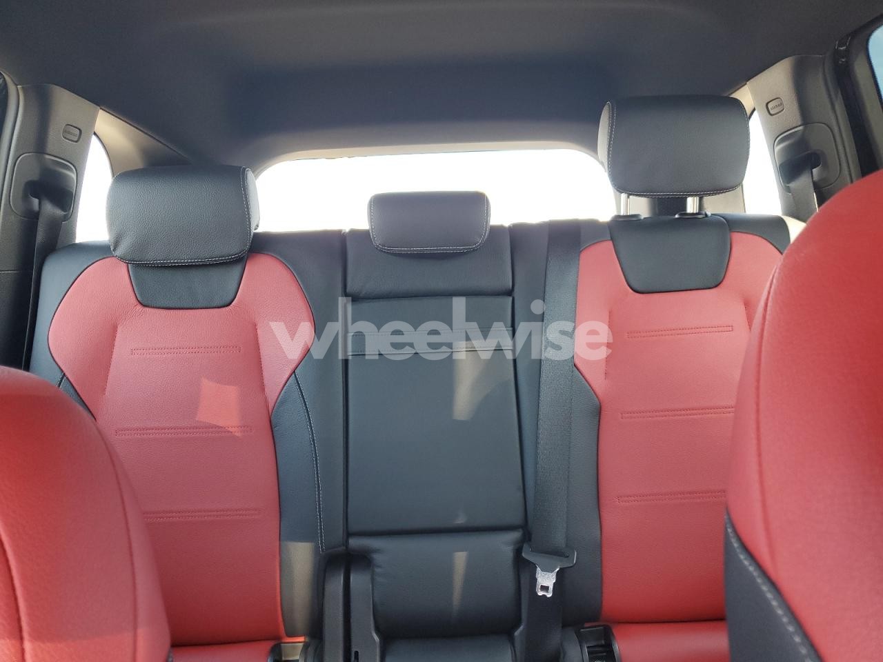 Photo 10 of 2021 MERCEDES-BENZ GLB AMG 35 4MATIC (VIN W1N4M5BB7MW147994)