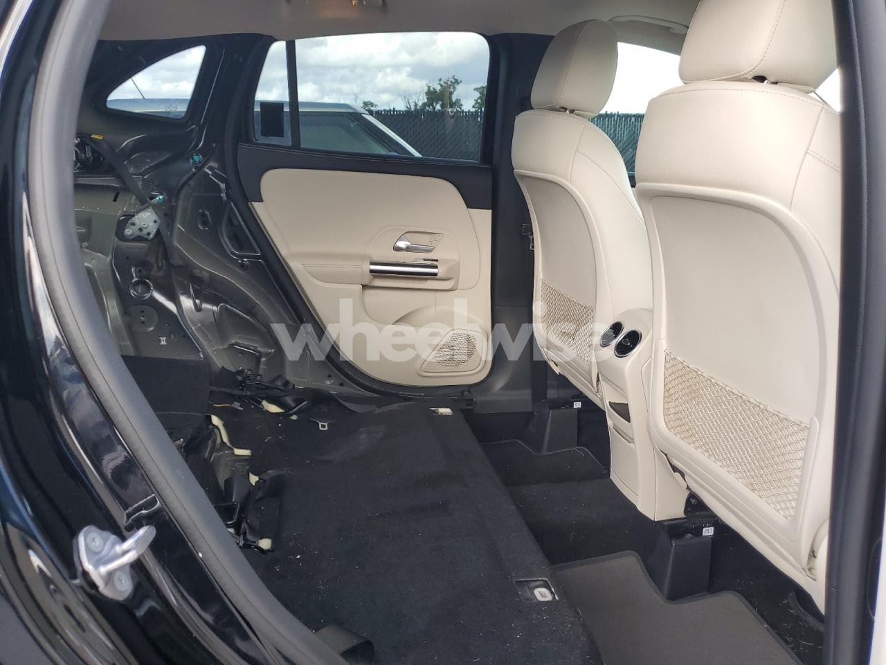 Photo 11 of 2023 MERCEDES-BENZ GLA 250 (VIN W1N4N4GB2PJ418106)