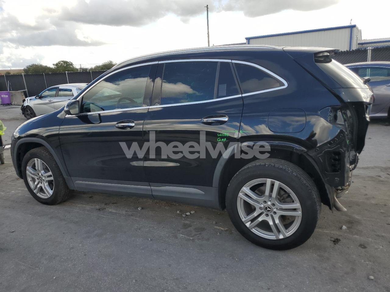 Photo 2 of 2023 MERCEDES-BENZ GLA 250 (VIN W1N4N4GB2PJ418106)