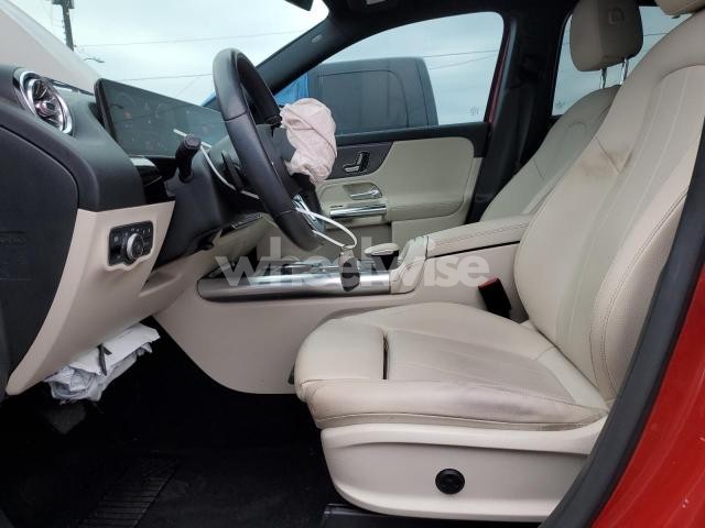 Photo 3 of 2021 MERCEDES-BENZ GLA 250 N/A (VIN W1N4N4GB5MJ286762)