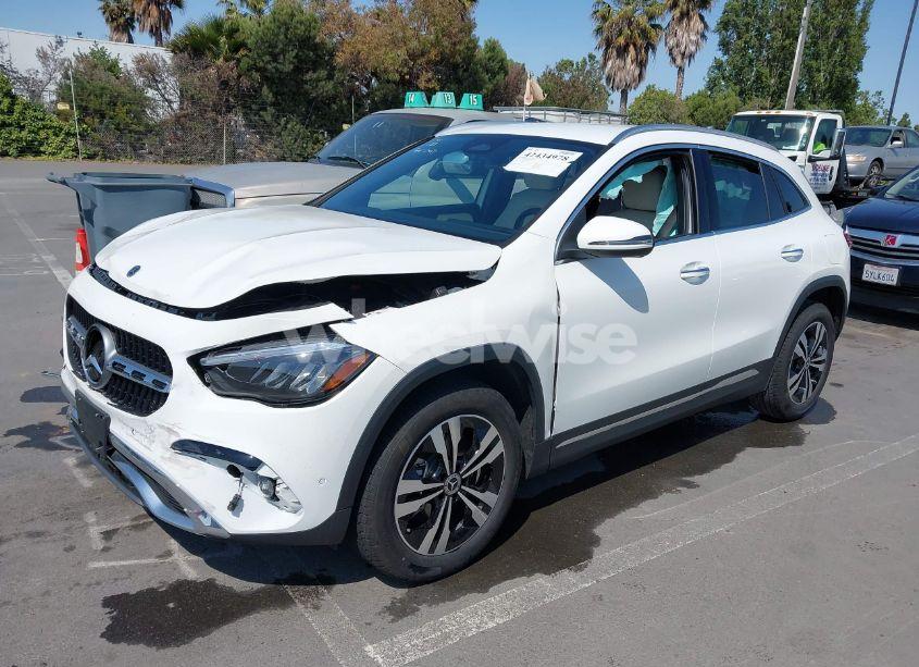 Photo 2 of 2025 Mercedes-benz Gla 250 4MATIC (VIN W1N4N4GB5SJ712737)