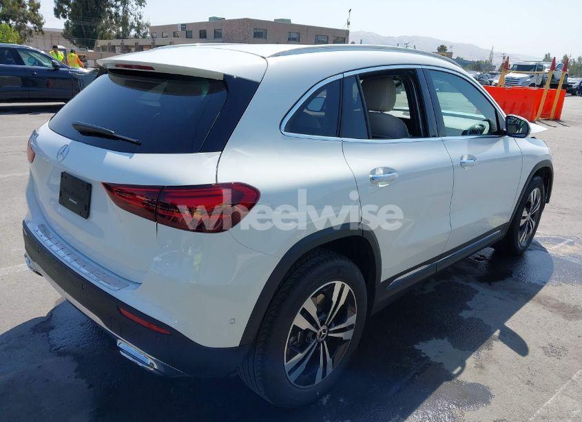 Photo 4 of 2025 Mercedes-benz Gla 250 4MATIC (VIN W1N4N4GB5SJ712737)