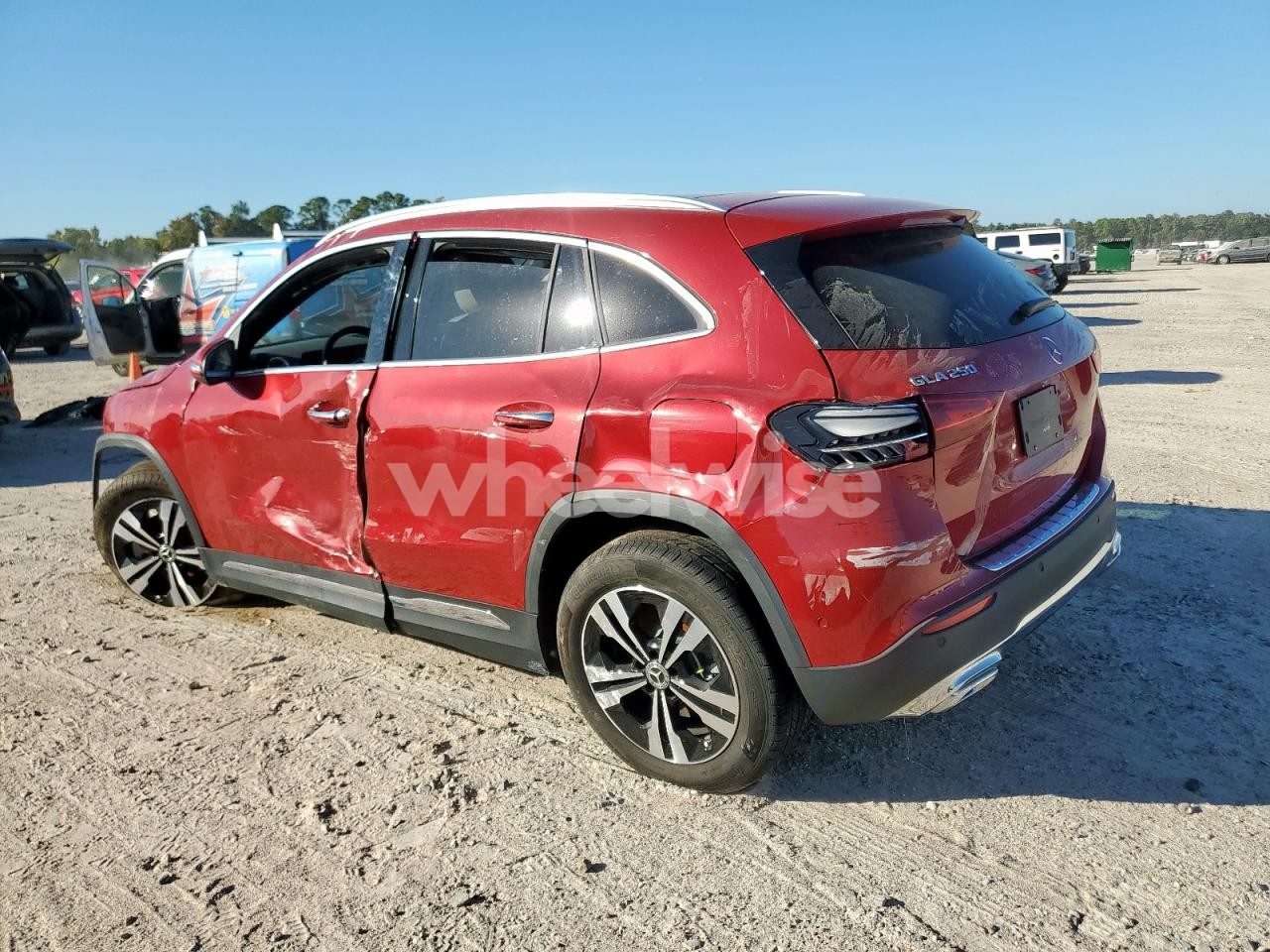 Photo 2 of 2025 MERCEDES-BENZ GLA 250 (VIN W1N4N4GB7SJ672838)