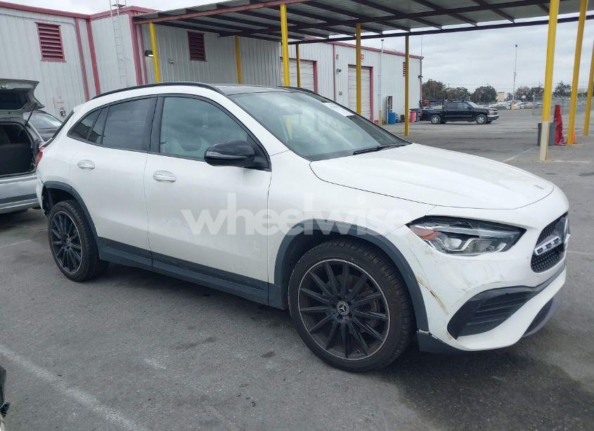 Photo 13 of 2021 Mercedes-benz Gla 250 4MATIC (VIN W1N4N4HB0MJ189435)