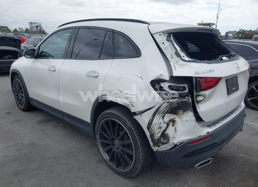 Photo 3 of 2021 Mercedes-benz Gla 250 4MATIC (VIN W1N4N4HB0MJ189435)