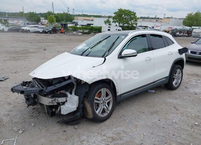 Photo 2 of 2021 Mercedes-benz Gla 250 4MATIC (VIN W1N4N4HB3MJ202629)