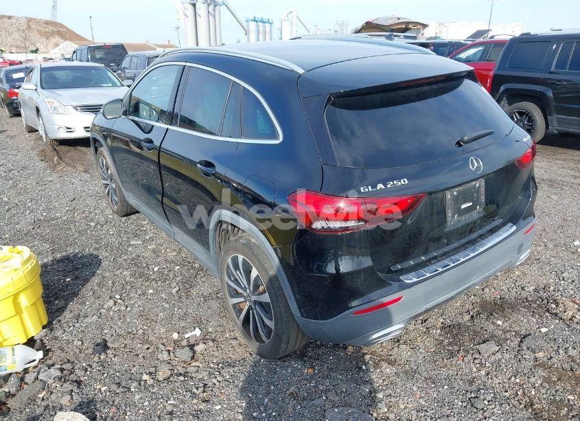 Photo 3 of 2021 Mercedes-benz Gla 250 4MATIC (VIN W1N4N4HB5MJ177474)