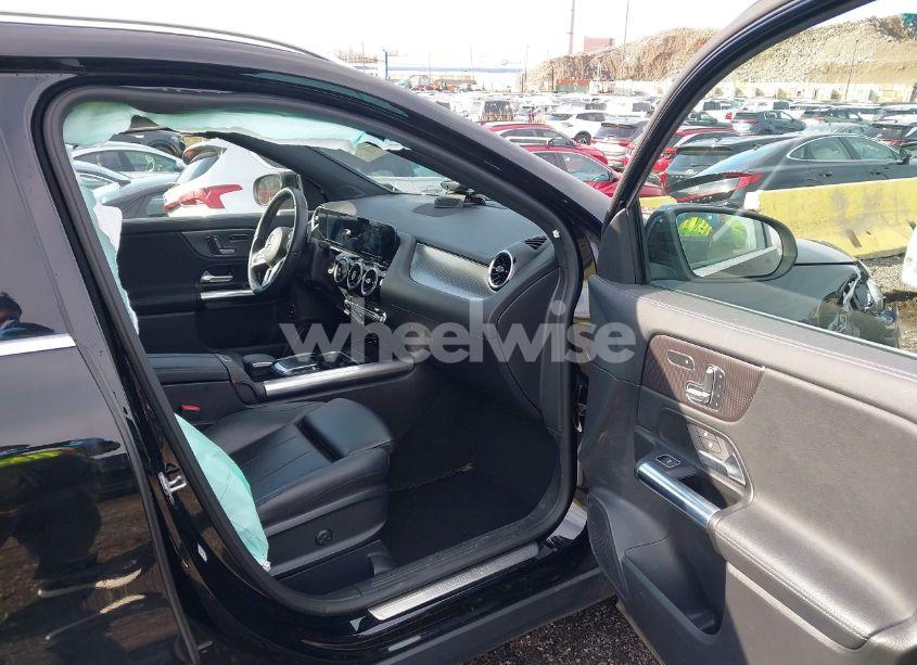 Photo 5 of 2021 Mercedes-benz Gla 250 4MATIC (VIN W1N4N4HB5MJ177474)
