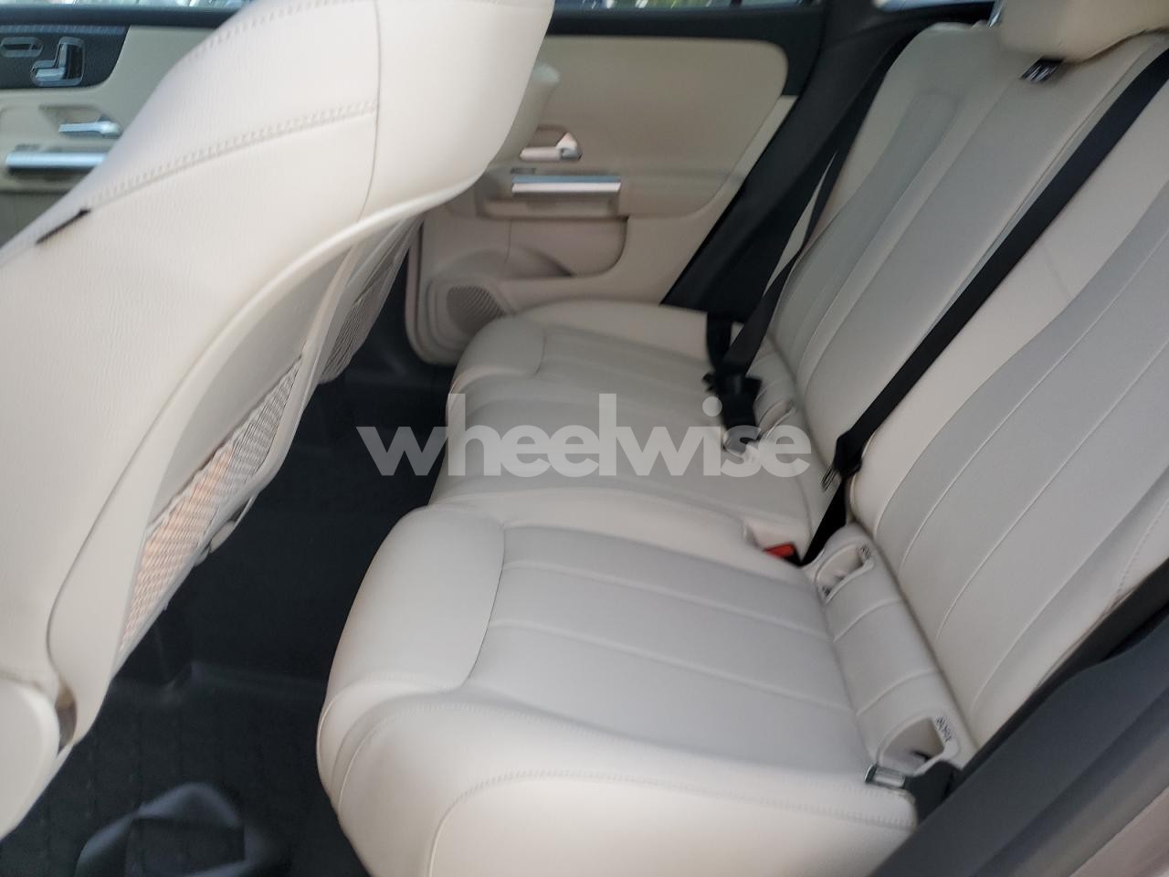 Photo 10 of 2025 MERCEDES-BENZ GLA 250 4MATIC (VIN W1N4N4HB5SJ706967)