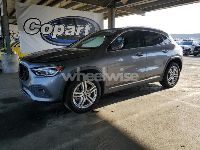Photo 3 of 2021 MERCEDES-BENZ GLA 250 4MATIC (VIN W1N4N4HB6MJ273579)