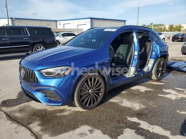 Photo 4 of 2025 MERCEDES-BENZ GLA 35 AMG (VIN W1N4N5BB1SJ634583)