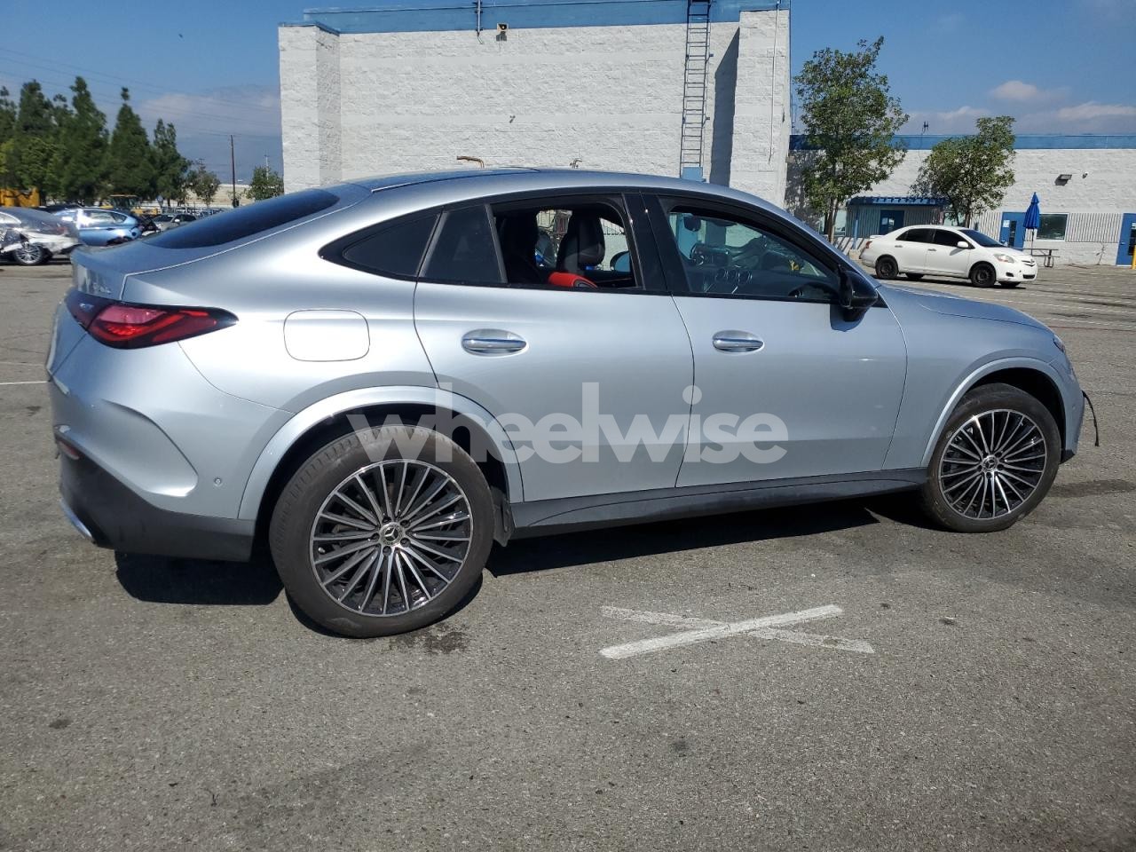 Photo 3 of 2024 MERCEDES-BENZ GLC COUPE 300 4MATIC (VIN W1NKJ4HB1RF205056)