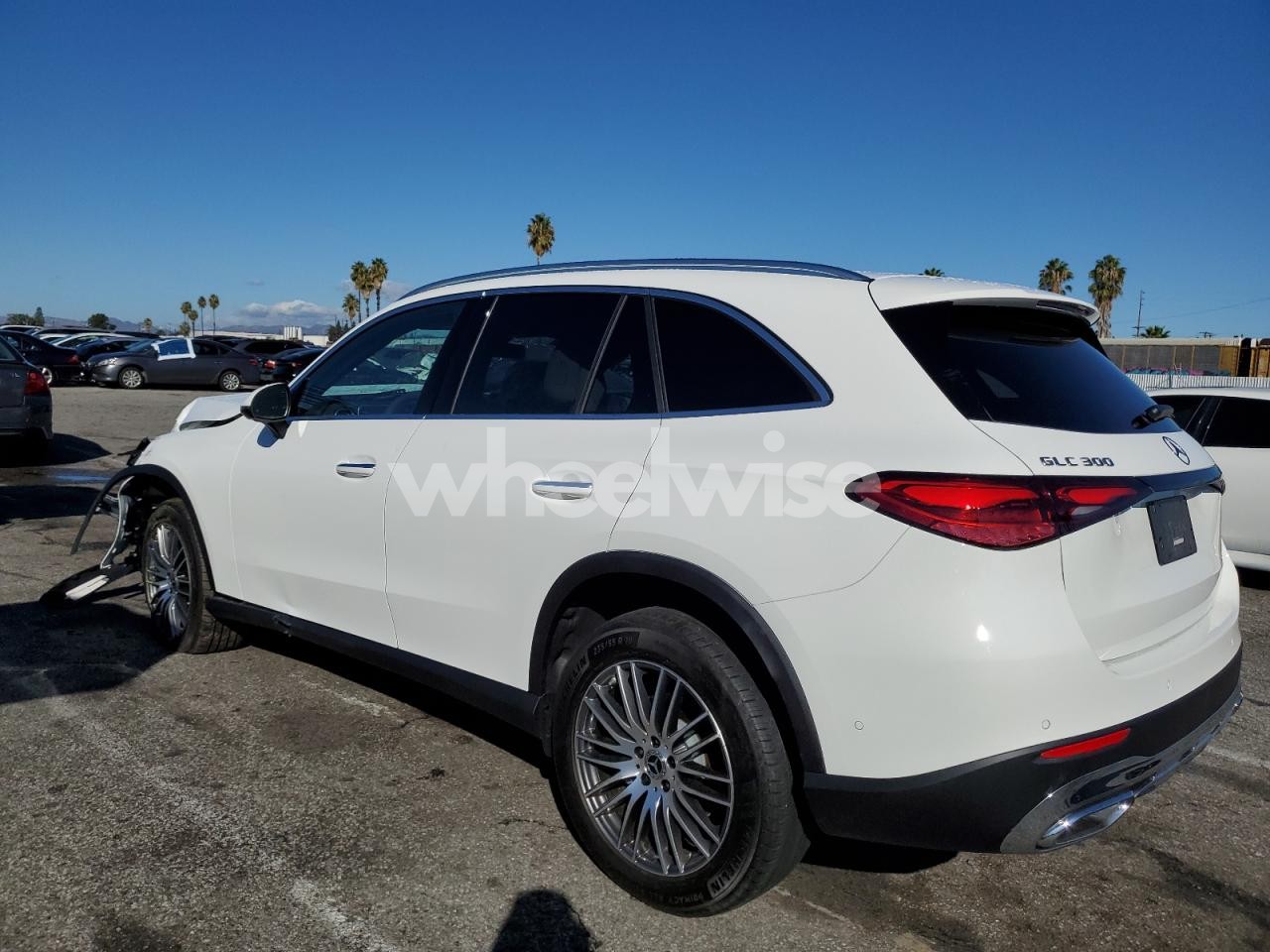 Photo 2 of 2025 MERCEDES-BENZ GLC 300 (VIN W1NKM4GB5SF303120)
