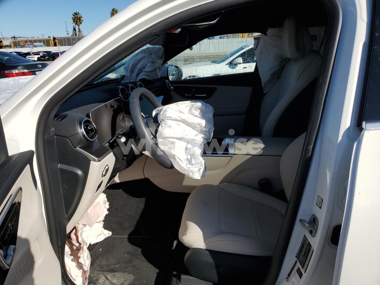 Photo 7 of 2025 MERCEDES-BENZ GLC 300 (VIN W1NKM4GB5SF303120)