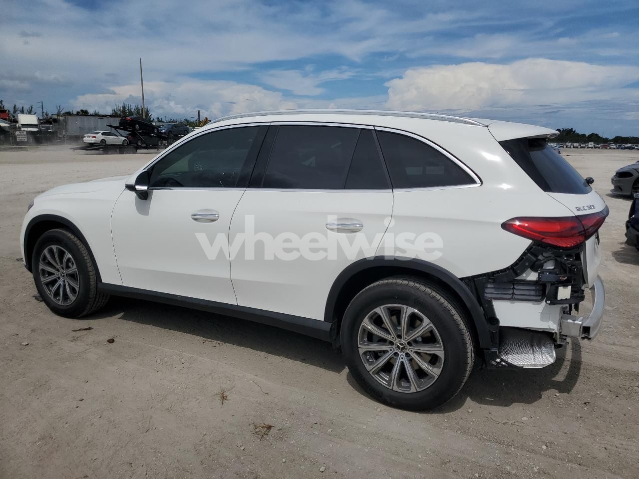 Photo 2 of 2025 MERCEDES-BENZ GLC 300 (VIN W1NKM4GB7SF397744)