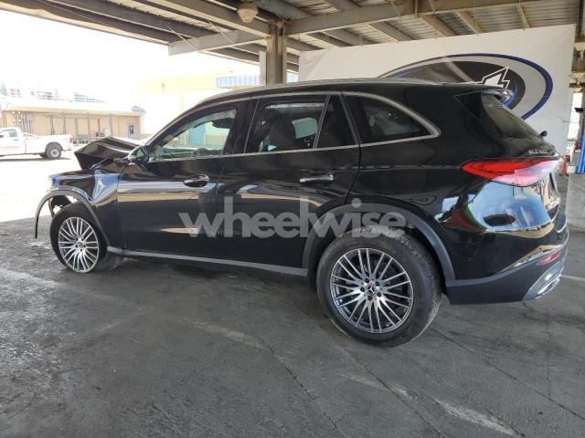 Photo 3 of 2024 MERCEDES-BENZ GLC 300 4MATIC (VIN W1NKM4HB6RF221714)