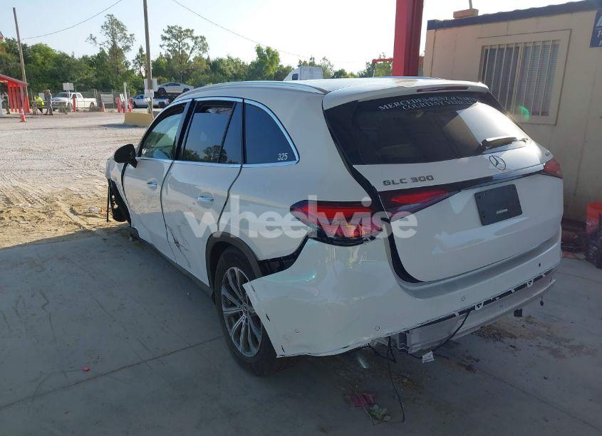 Photo 3 of 2025 Mercedes-benz Glc 300 4MATIC SUV (VIN W1NKM4HB6SF267002)