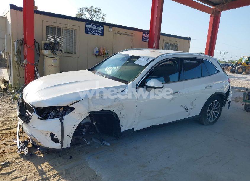 Photo 6 of 2025 Mercedes-benz Glc 300 4MATIC SUV (VIN W1NKM4HB6SF267002)