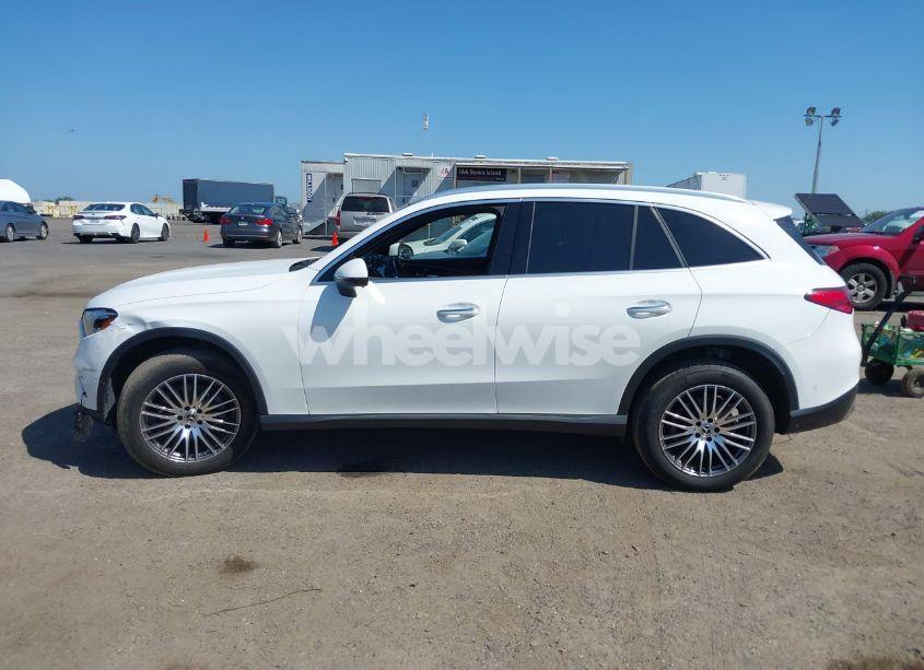 Photo 14 of 2023 Mercedes-benz Glc 300 4MATIC SUV (VIN W1NKM4HB7PF043941)